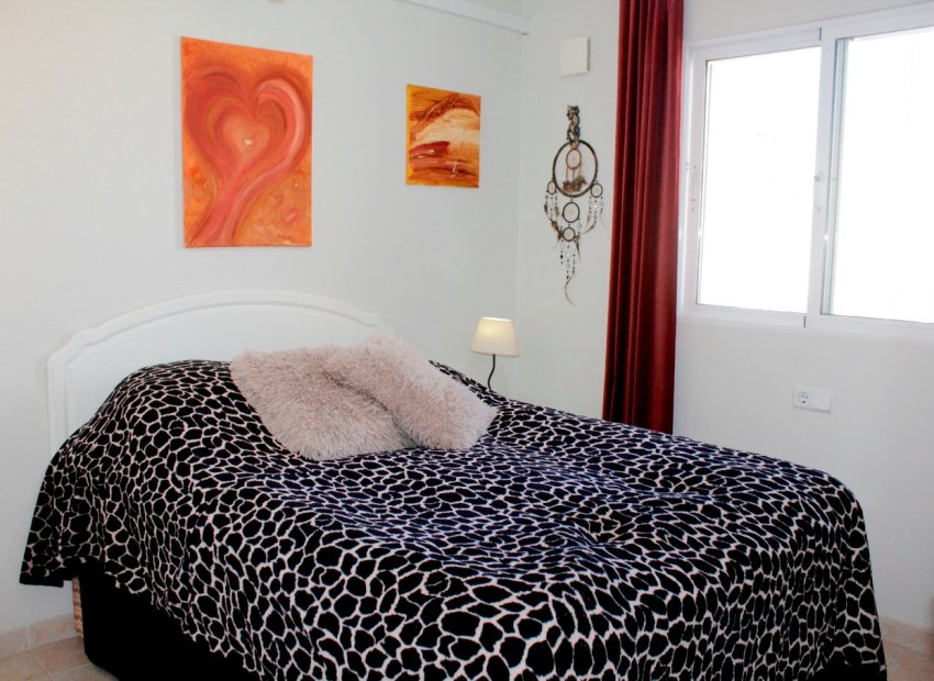 Reventa - Villa - Villamartín - PAU 8