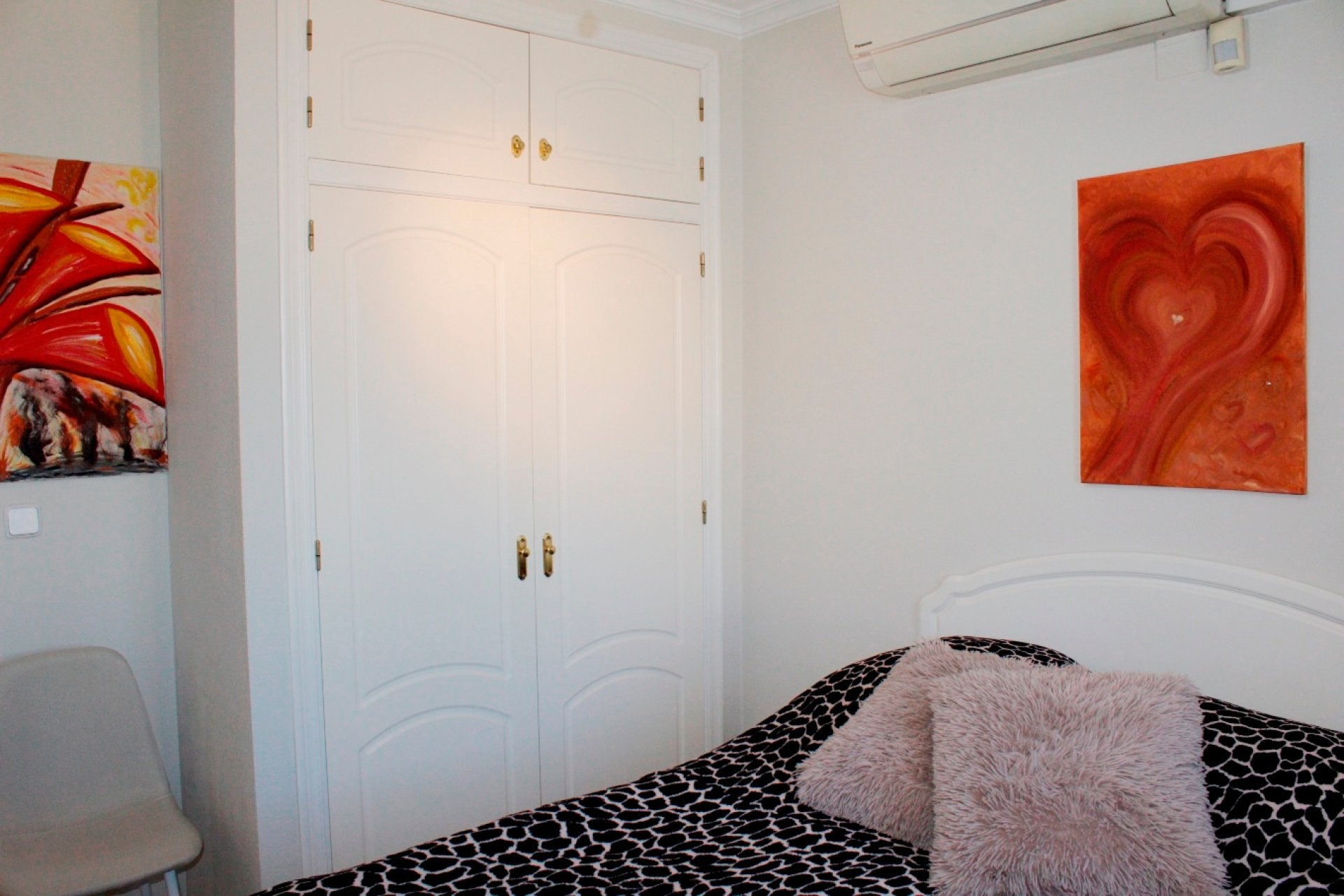 Reventa - Villa - Villamartín - PAU 8