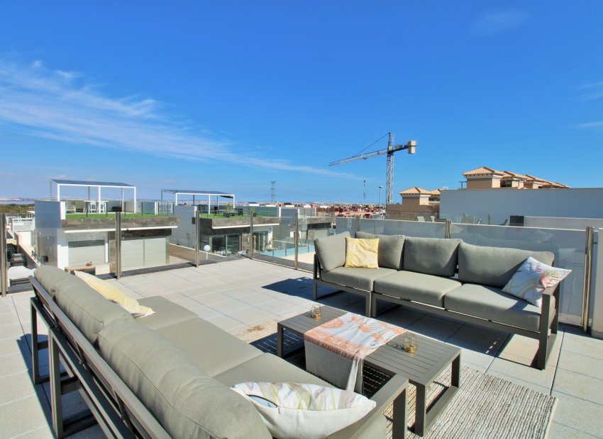 Reventa - Villa - Villamartín