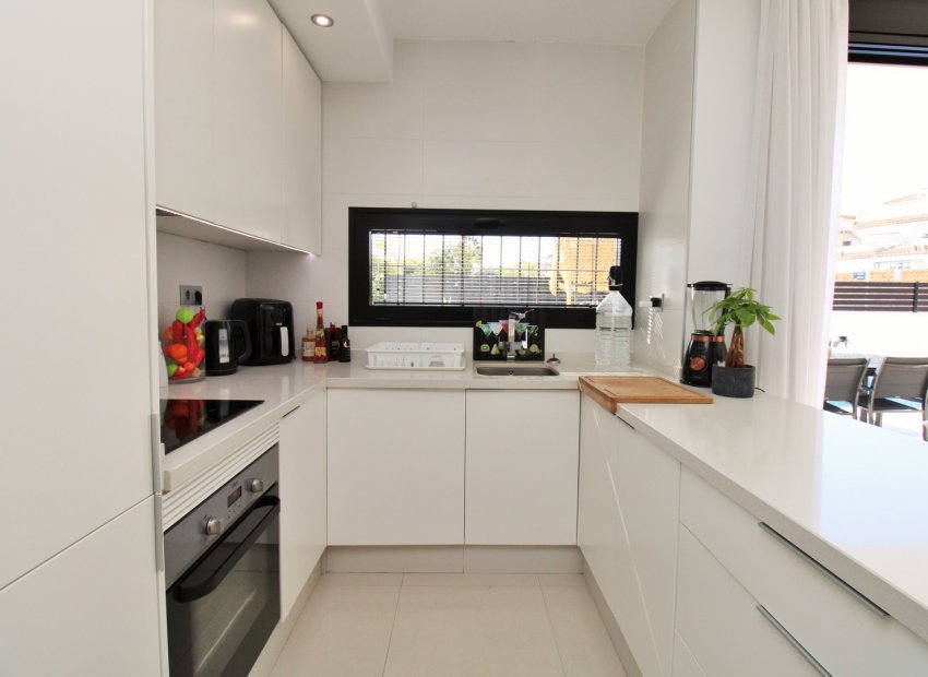 Reventa - Villa - Villamartín