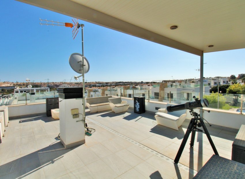 Reventa - Villa - Villamartín