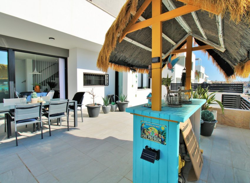 Reventa - Villa - Villamartín