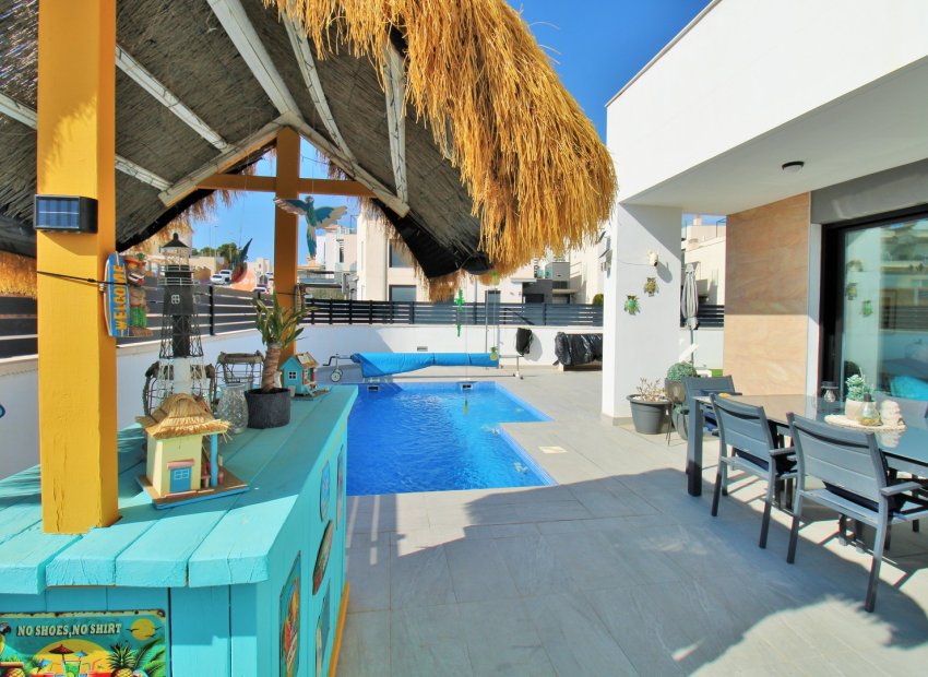 Reventa - Villa - Villamartín