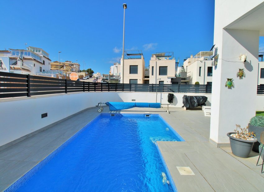 Reventa - Villa - Villamartín