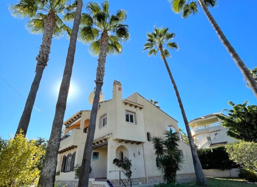 Reventa - Villa - Villamartin