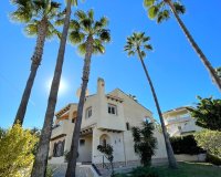 Reventa - Villa - Villamartin