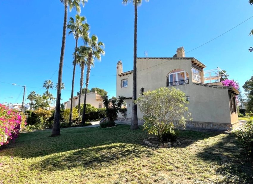 Reventa - Villa - Villamartin