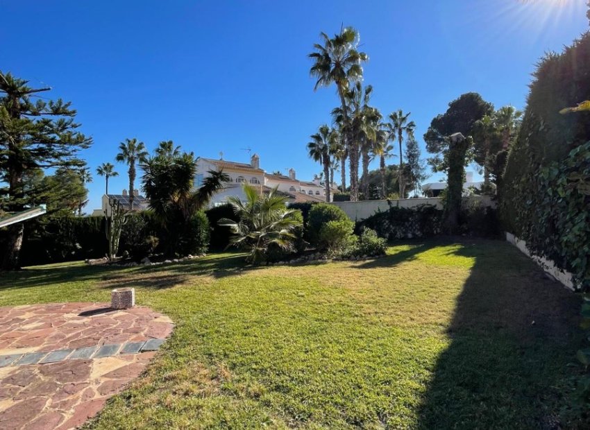 Reventa - Villa - Villamartin