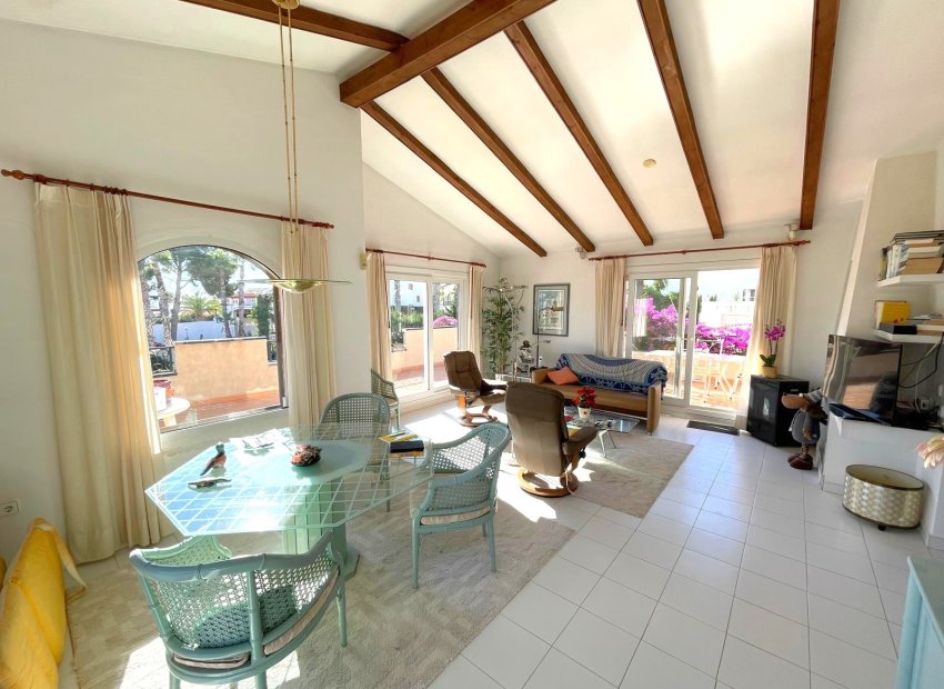 Reventa - Villa - Villamartin