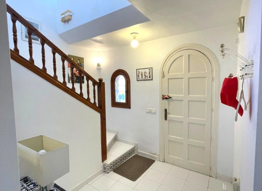 Reventa - Villa - Villamartin