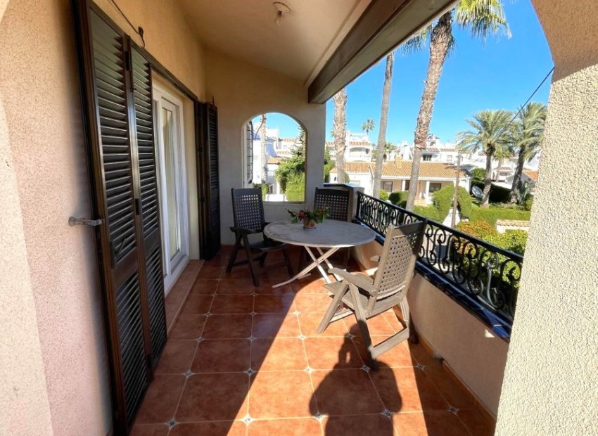 Reventa - Villa - Villamartin