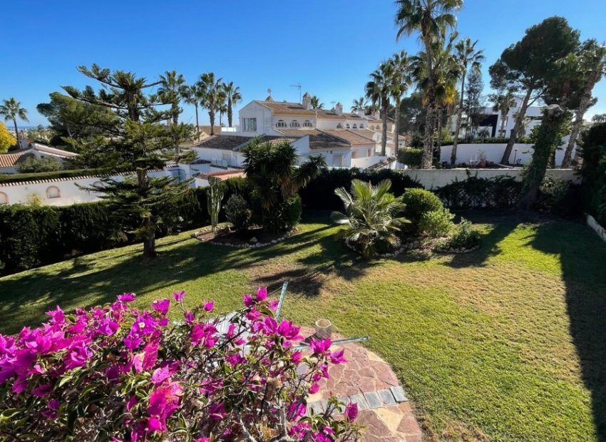 Reventa - Villa - Villamartin