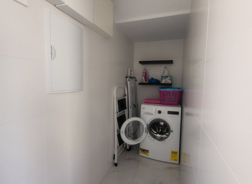 Reventa - Villa - Villamartín