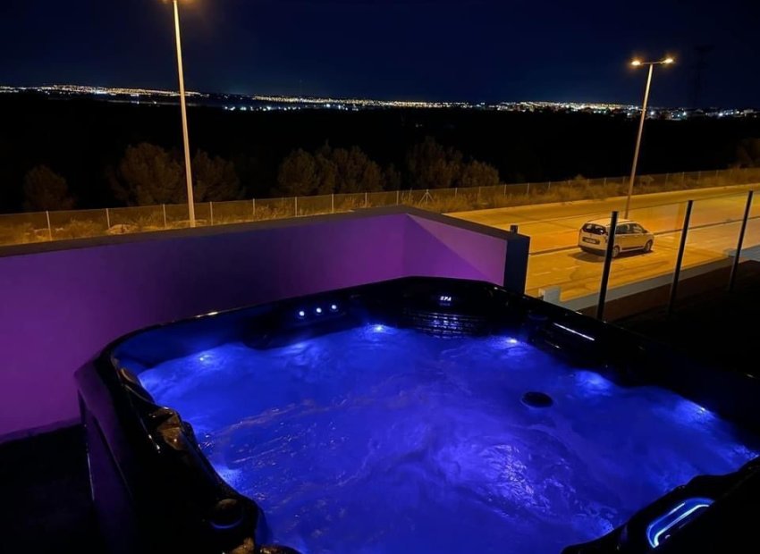 Reventa - Villa - Villamartín