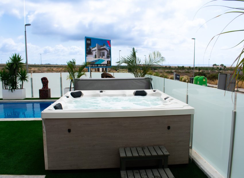 Reventa - Villa - Vistabella