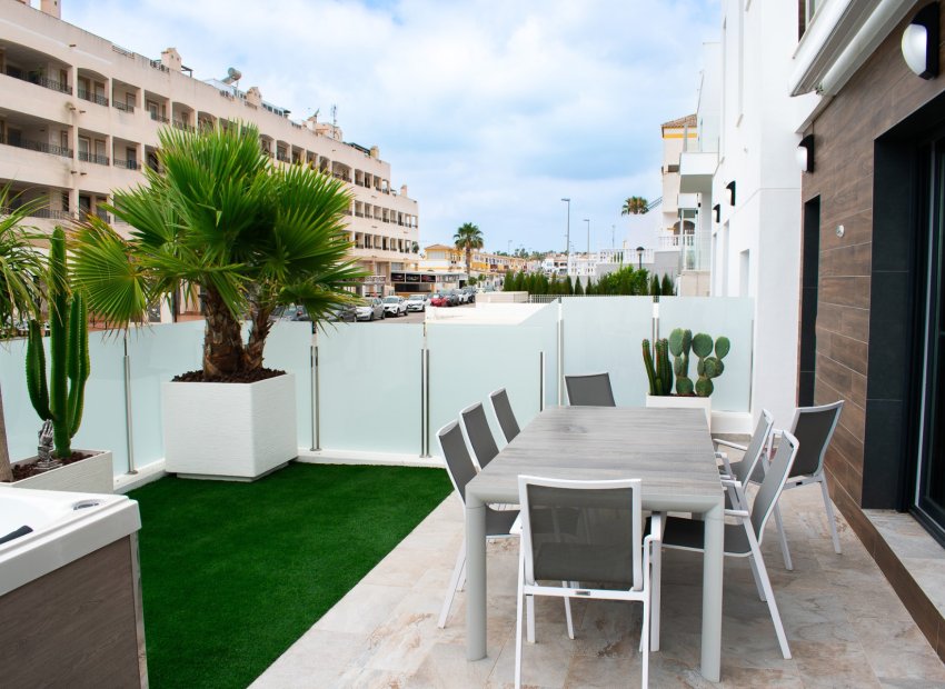 Reventa - Villa - Vistabella