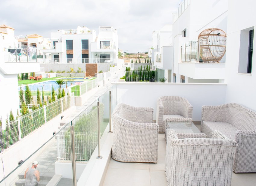 Reventa - Villa - Vistabella