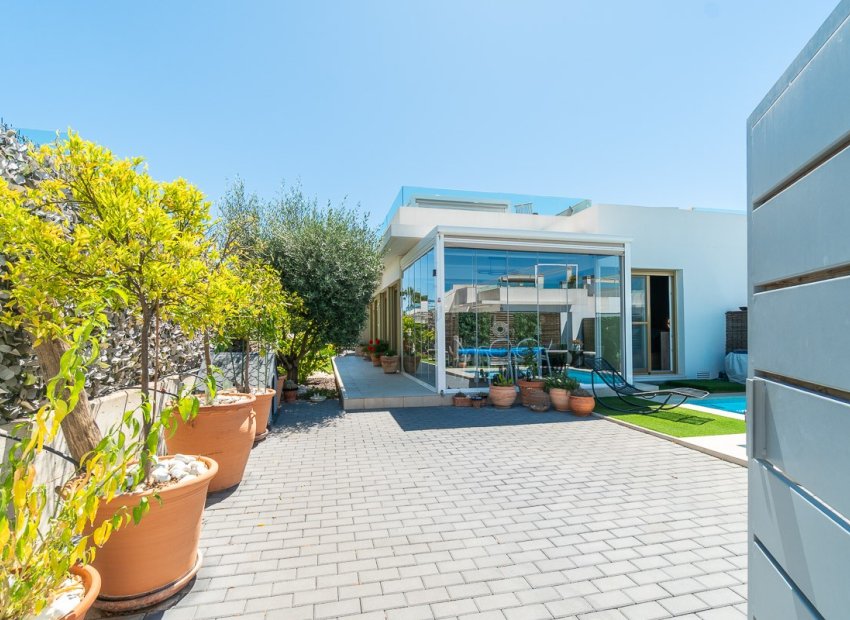 Reventa - Villa - Vistabella