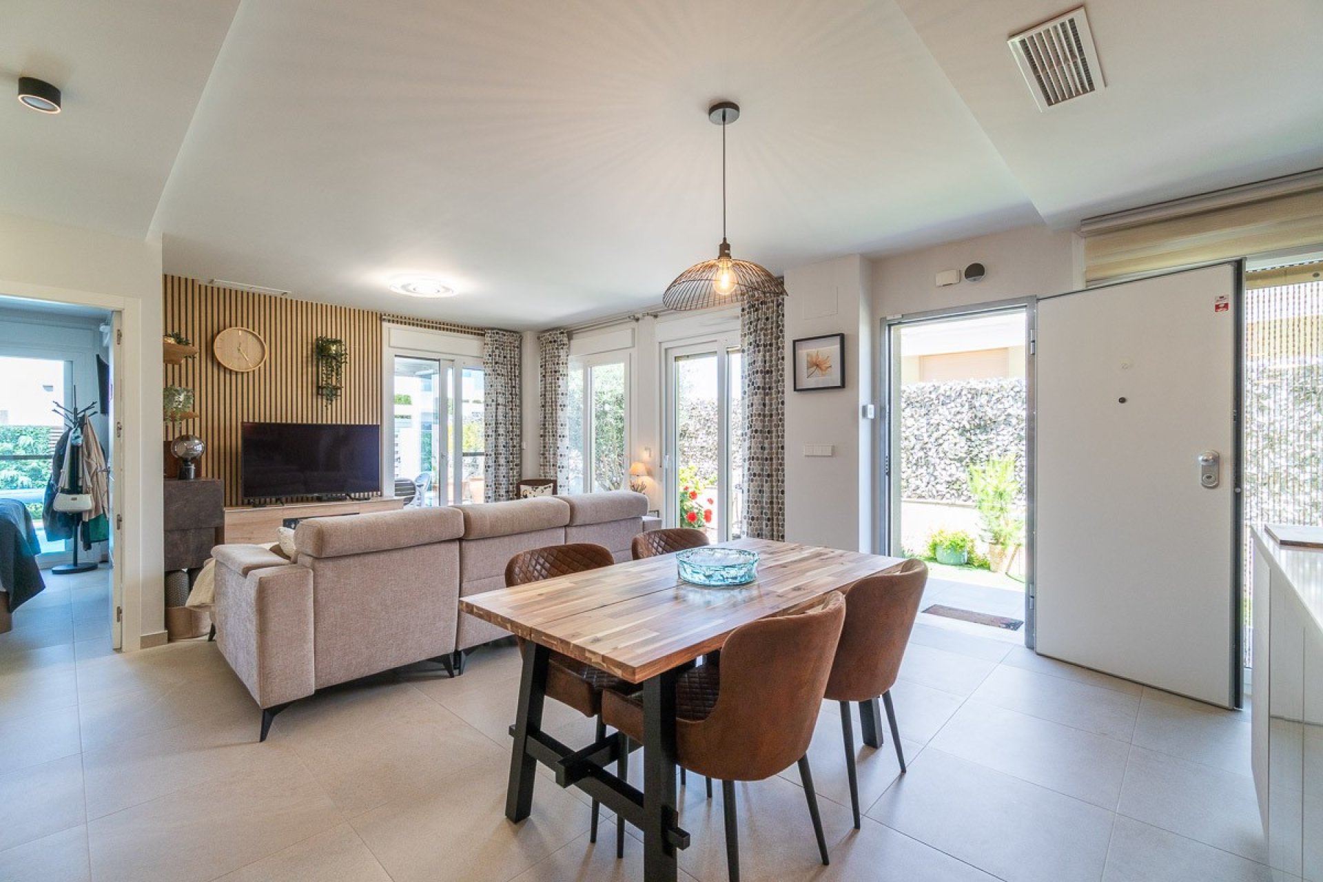 Reventa - Villa - Vistabella