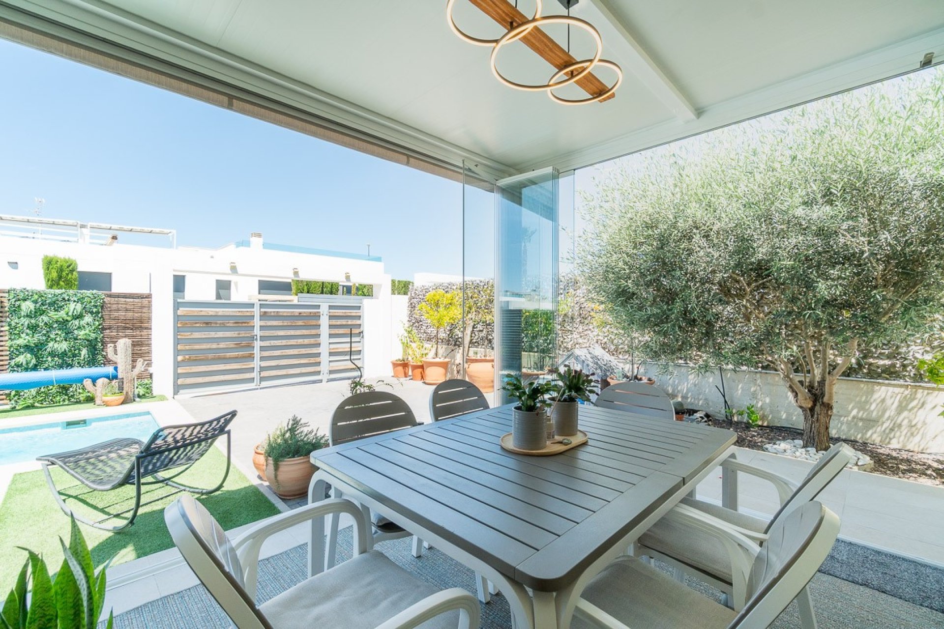 Reventa - Villa - Vistabella