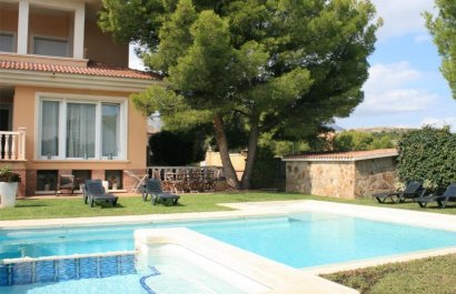 Townhouse / Duplex / Corner - Herverkoop - Alfas del Pí - Colonia Escandinavia-Cautivador