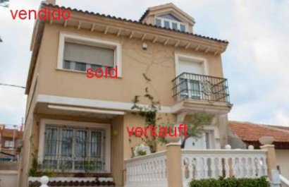 Townhouse / Duplex / Corner - Herverkoop - Los Urrutias - Center