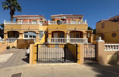 Townhouse / Duplex / Corner - Herverkoop - Orihuela Costa - La Regia
