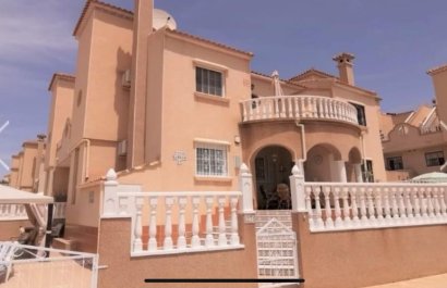 Townhouse / Duplex / Corner - Herverkoop - Orihuela Costa - Las Filipinas