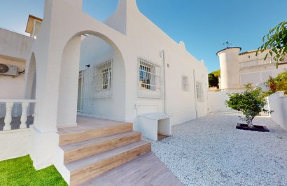 Townhouse / Duplex / Corner - Herverkoop - Orihuela Costa - Villamartin
