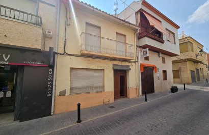 Townhouse / Duplex / Corner - Herverkoop - Salinas - Salinas