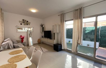 Townhouse / Duplex / Corner - Herverkoop - Torrevieia - Punta Prima