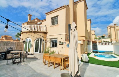 Townhouse / Duplex / Corner - Herverkoop - Villamartín - Villamartín