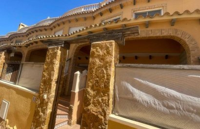 Townhouse / Duplex / Corner - Resale - Guardamar del Segura - Urbanizaciones