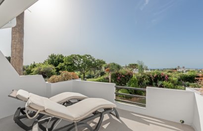 Townhouse / Duplex / Corner - Resale - Marbella - Nueva Andalucía