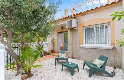 Townhouse / Duplex / Corner - Resale - Orihuela Costa - Villamartín