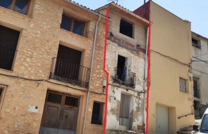 Townhouse / Duplex / Corner - Resale - Planes - Planes