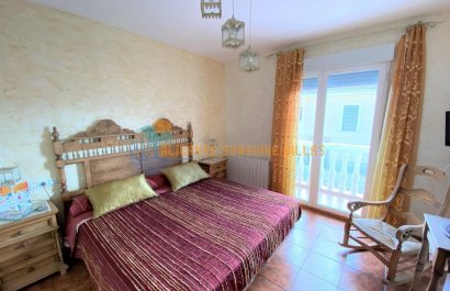 Townhouse / Duplex / Corner - Resale - Salinas - Salinas