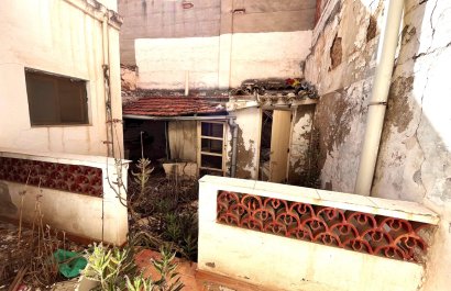Townhouse / Duplex / Corner - Resale - Sax - Sax