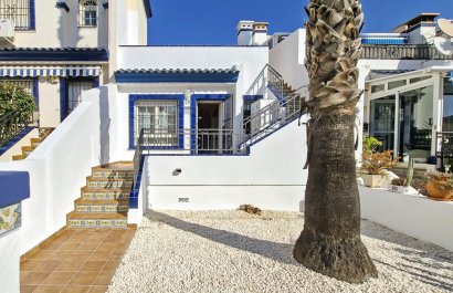 Townhouse / Duplex / Corner - Resale - Villamartín - Villamartín