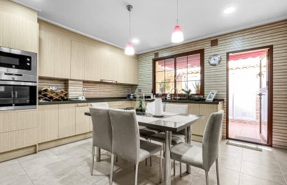 Townhouse / Duplex - Reventa - Torrevieia - Los Balcones