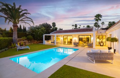 Villa - Herverkoop - Marbella - Nueva Andalucía