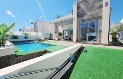 Villa - Herverkoop - Orihuela Costa - Villamartín