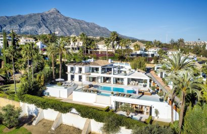 Villa - Resale - Marbella - Los Naranjos de Marbella