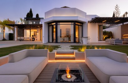 Villa - Resale - Marbella - Nueva Andalucía