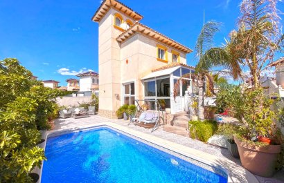 Villa - Resale - Orihuela Costa - La Zenia