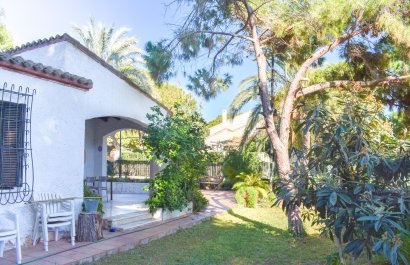 Villa - Resale - Orihuela Costa - Punta Prima
