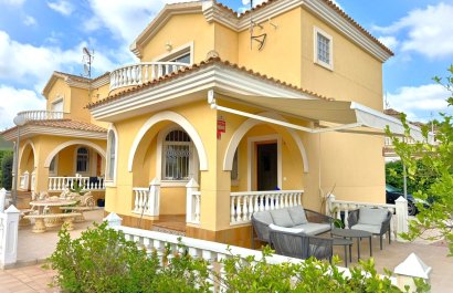 Villa - Resale - Orihuela Costa - Villamartín