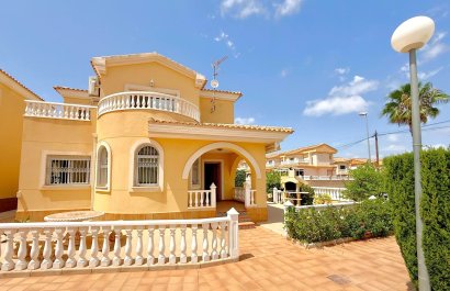 Villa - Resale - Orihuela Costa - Villamartín