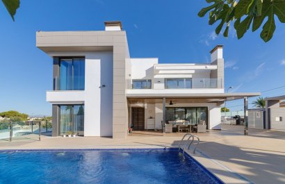 Villa - Resale - Torrevieia - Torrevieja