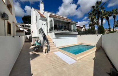 Villa - Resale - Villamartín - Villamartín